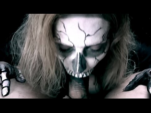 ❤️ Demon djevojka siše kurac svojim crnim ustima i guta spermu. ❤️ Porno fb na hr.justindianpornx.ru